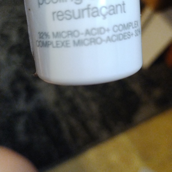2/$25 NWT Clinique Clarifying Do-Over Peel - Picture 3 of 3